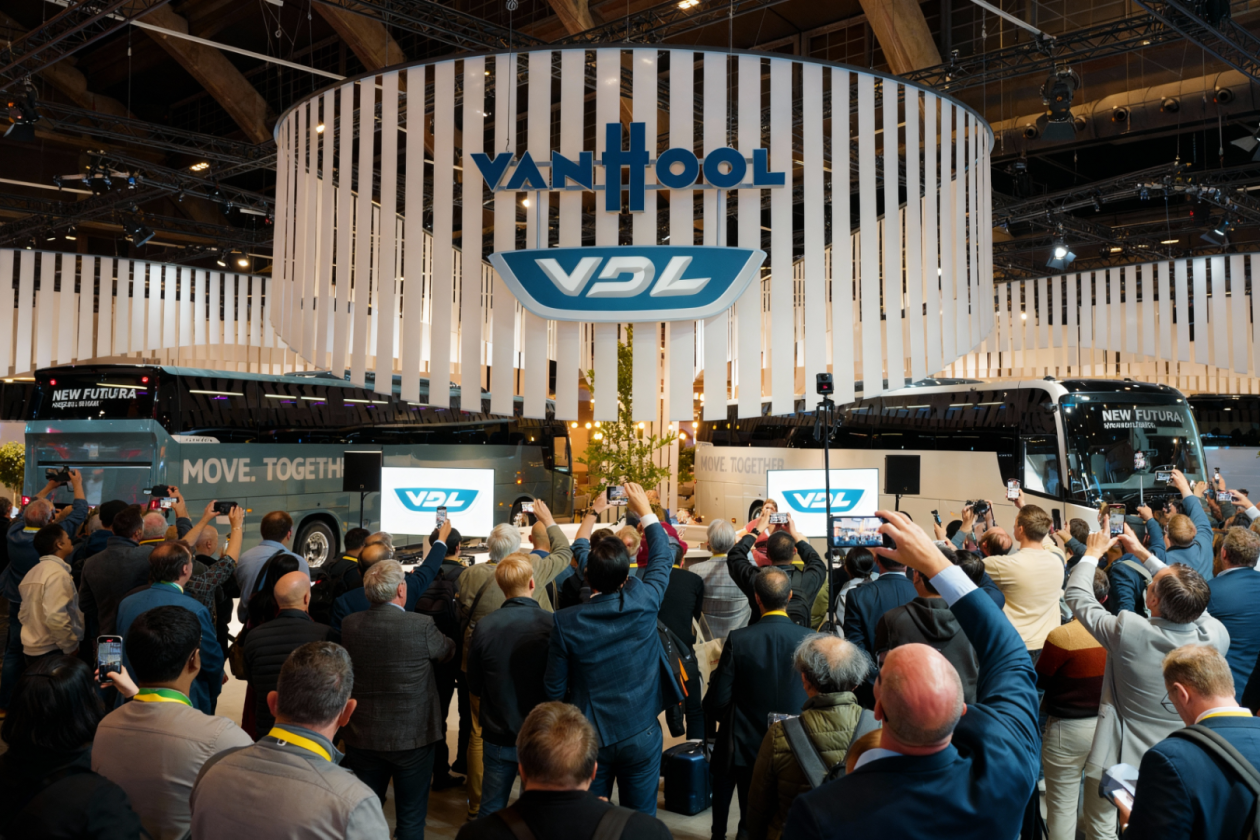VDL Bus Group presenteert nieuwe touringcar op Busworld in Brussel